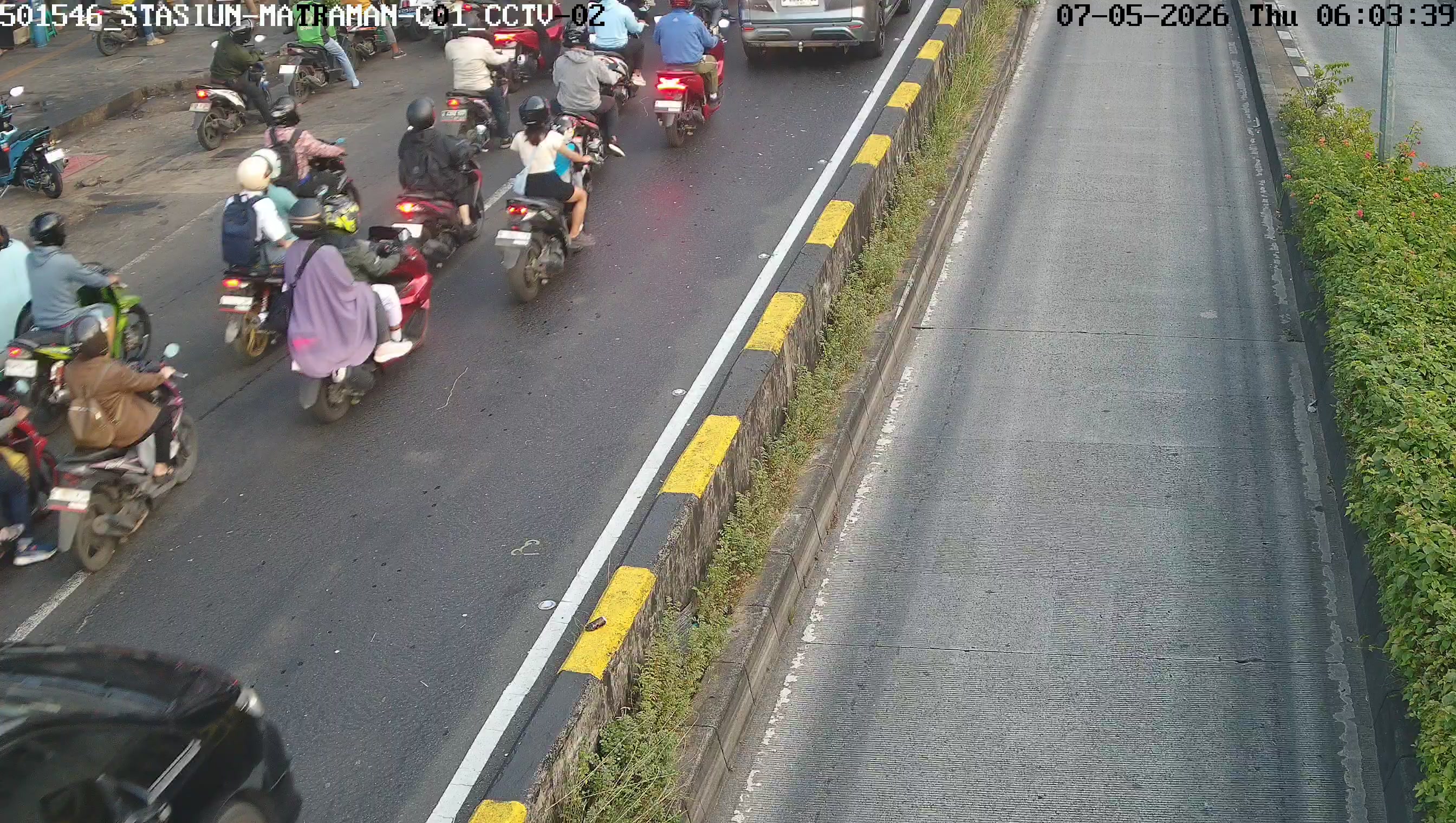 Stasiun Matraman 002