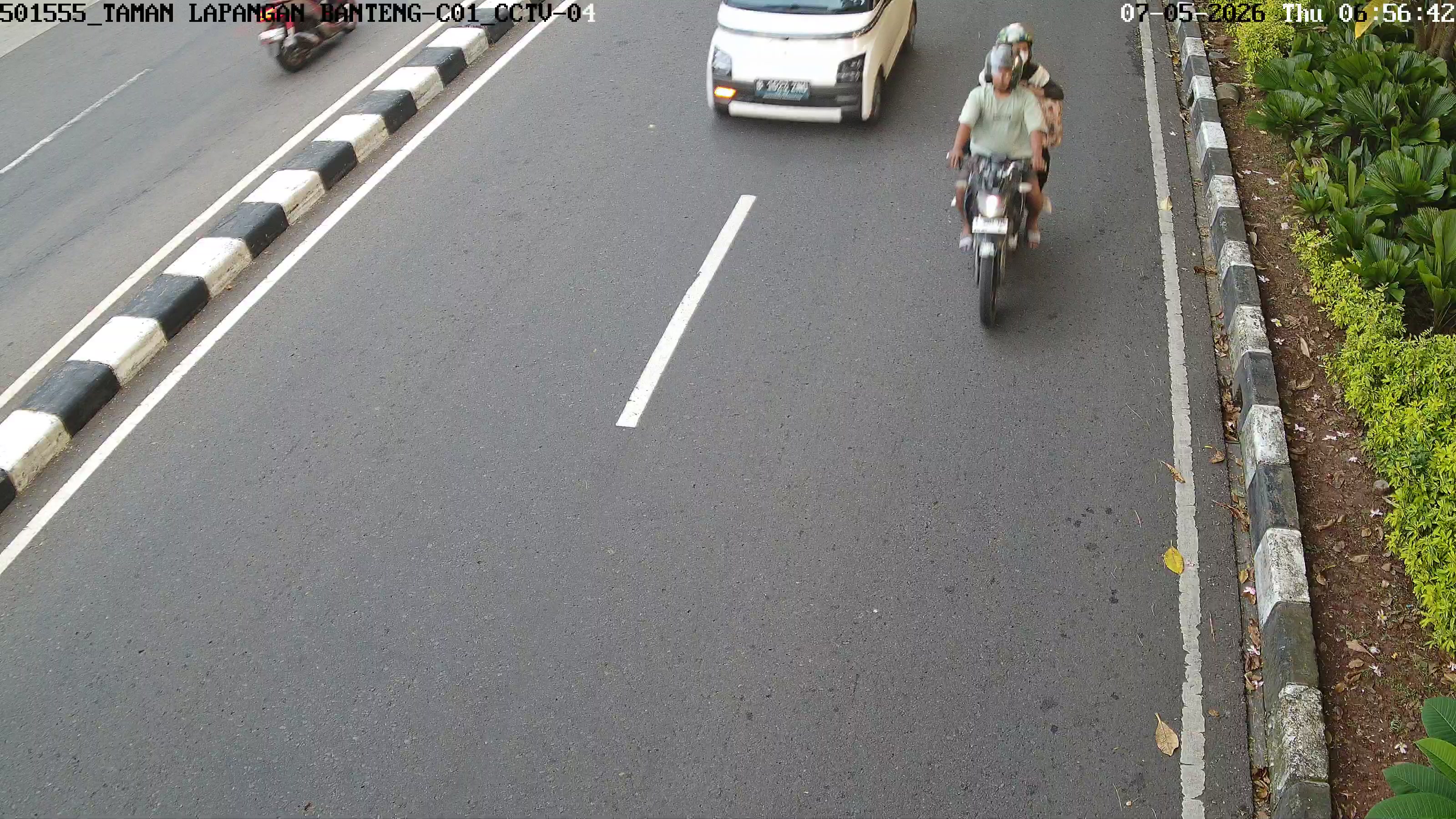 Taman Lapangan Banteng 002