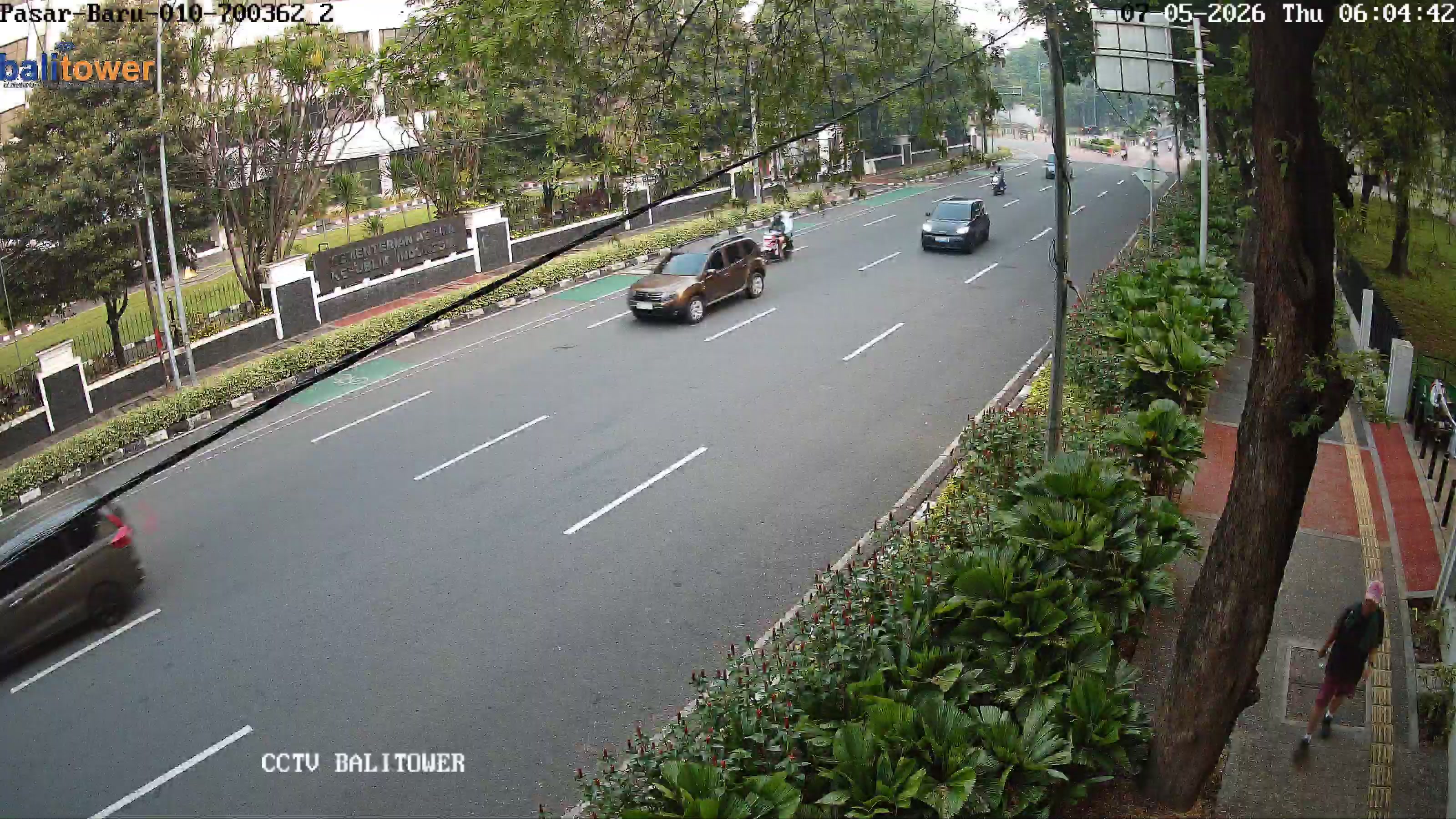 Pasar Baru 002